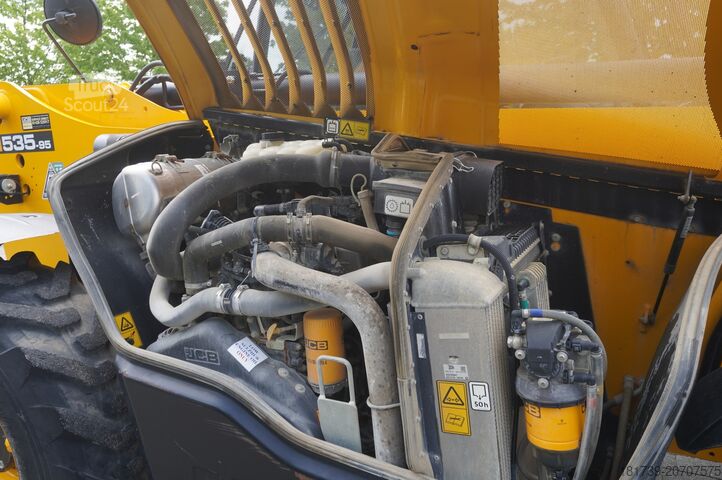 Telelader JCB 535-95 / 3.5 T / range 9.5 m / joystick
