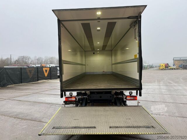 Корпус коробки Volvo FL 210 4x2 BOXHEATING / BOX L=8757 mm