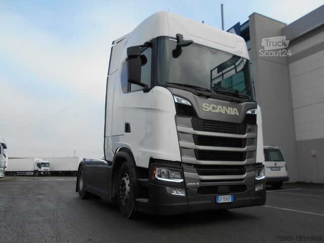 Standaardtrekker SCANIA S450