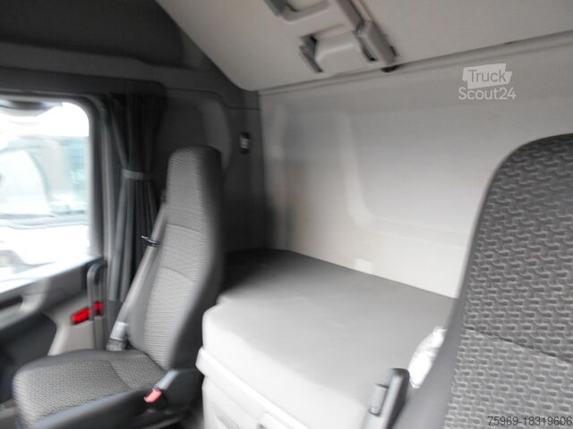 Standaardtrekker SCANIA S450