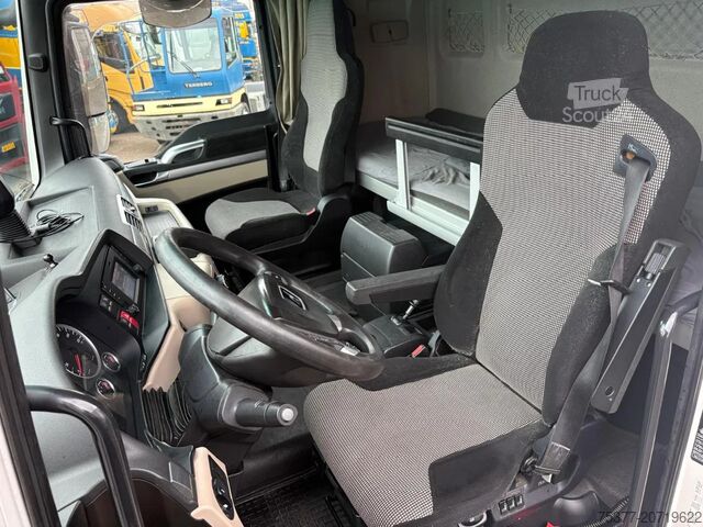 Svazek SZM MAN TGX 18.460 Gen 2 tacho, lowdecker, E6 C 2 x Tank