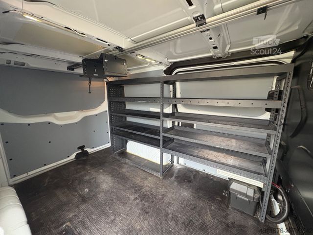 Minibus FORD Transit Custom, 320 L1, Standheizung, AHK, Regal