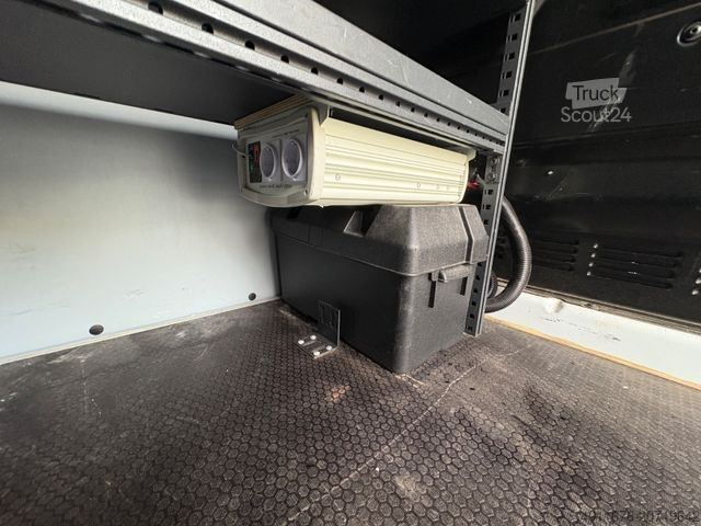 Minibus FORD Transit Custom, 320 L1, Standheizung, AHK, Regal