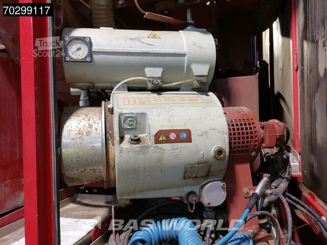 Kolkenzuiger Mercedes Actros 4144 Actros 8X4 10m3 RESCHWITZER ESE 32/...