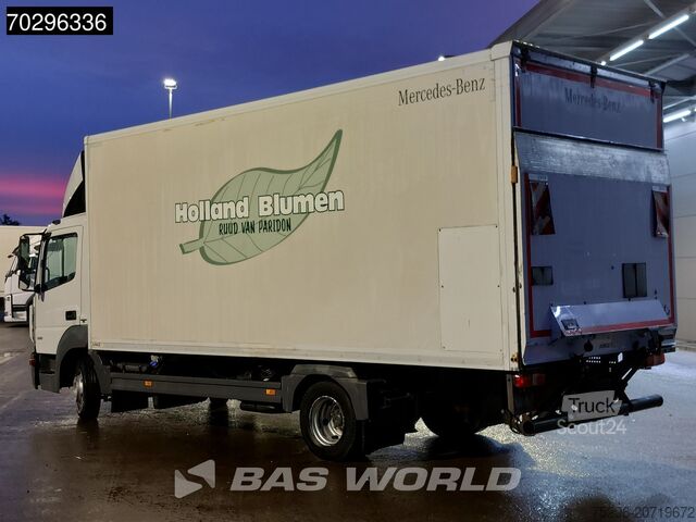 Koffer Mercedes Atego 818 4X2 8tonner Automatic 1000kg Ladebord...