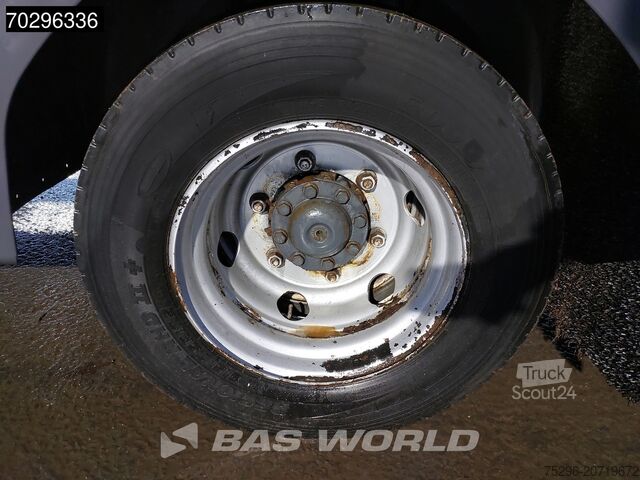 Koffer Mercedes Atego 818 4X2 8tonner Automatic 1000kg Ladebord...