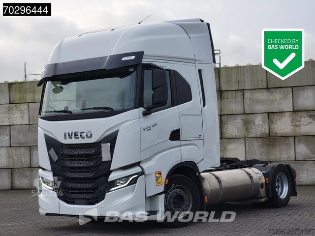 Standard-SZM Iveco S-Way 460 S-Way 4X2 LNG Retarder 2X Tanks