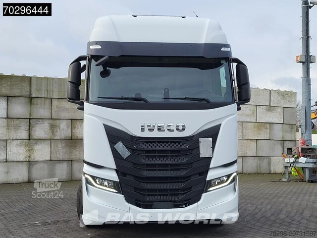 Standard-SZM Iveco S-Way 460 S-Way 4X2 LNG Retarder 2X Tanks