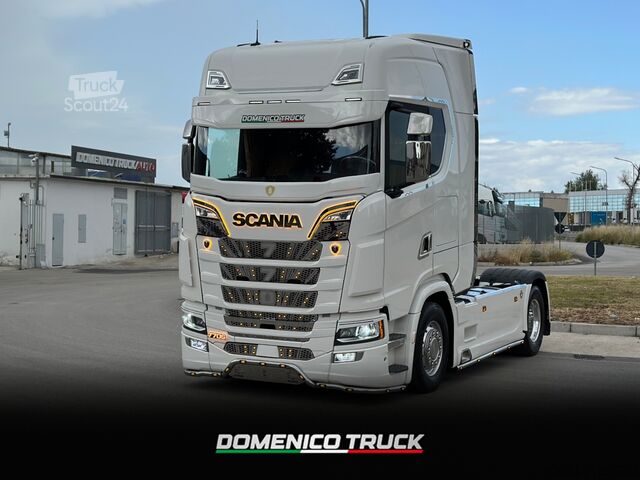 стандартен влекач SCANIA 770 S