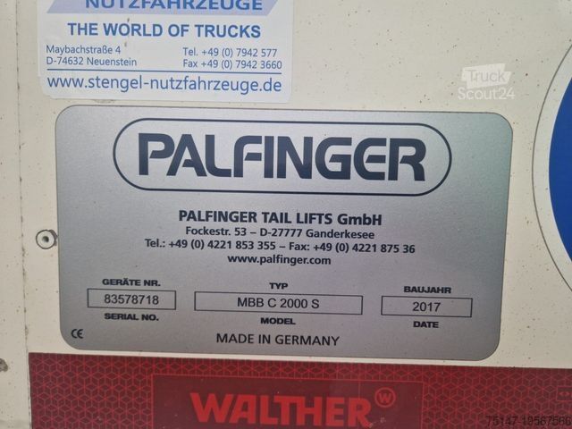 Vrachtwagen met bakwagen MAN TGX 18.420 4x2 LL Koffer LBW MBB Intarder