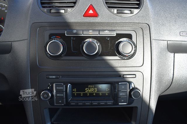 Furgão de painéis VOLKSWAGEN Caddy 1.6 D AHK 5-Sitze Automatik