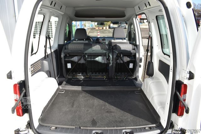 Furgão de painéis VOLKSWAGEN Caddy 1.6 D AHK 5-Sitze Automatik