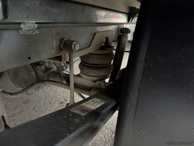Furgone centinato MERCEDES-BENZ Sprinter 319 CDI MAXII DOKA Klima LuftfederAHK