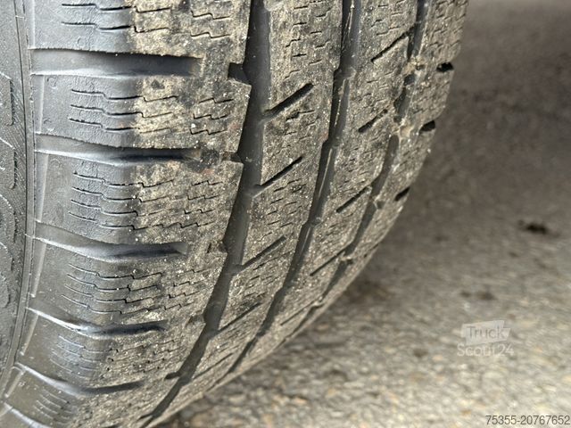 Furgone a tetto alto MERCEDES-BENZ Sprinter 317 CDI H3 MAXI SuperHochdach KlimaTemp