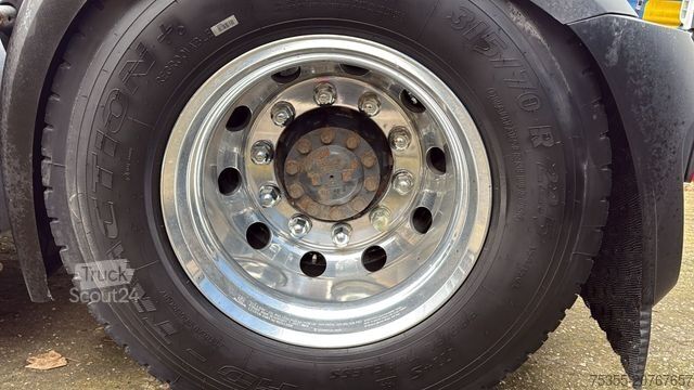 Standarta vilcējs DAF XF 480 SuperSpaceCab Klima Intarder Standklima