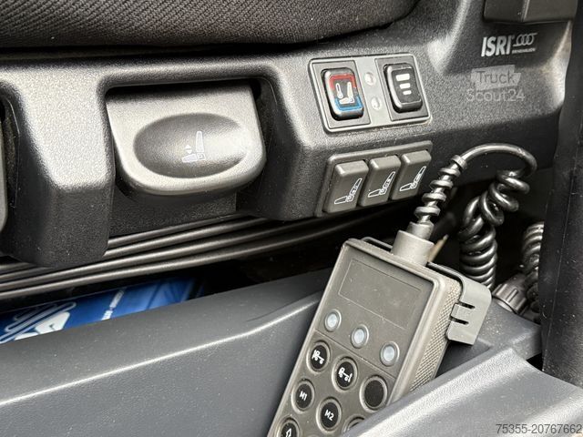 Ledusskapja kravas automašīna IVECO Stralis AD190S31 7,7m Mitsubishi TDJS50DA Diesel