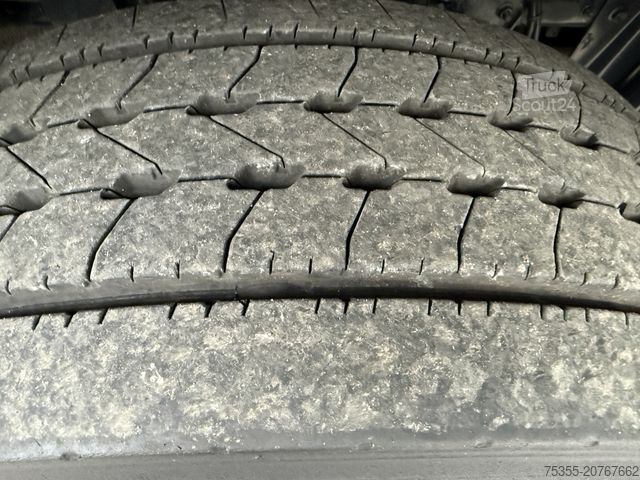 Ledusskapja kravas automašīna IVECO Stralis AD190S31 7,7m Mitsubishi TDJS50DA Diesel