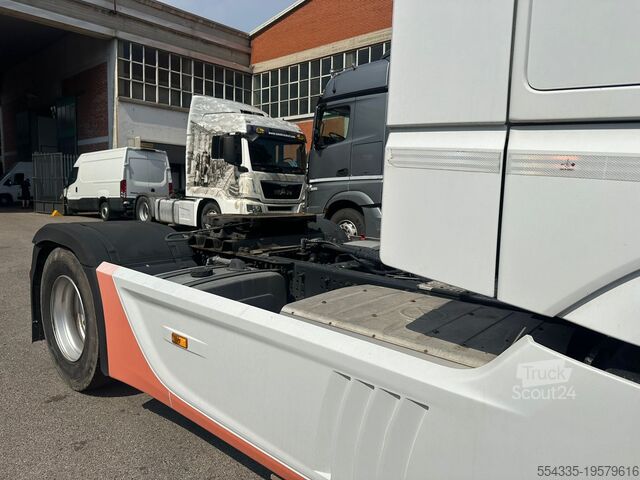 Standard-Sattelzugmaschine Mercedes-Benz Actros MP4 Pompa e Presa di Forza