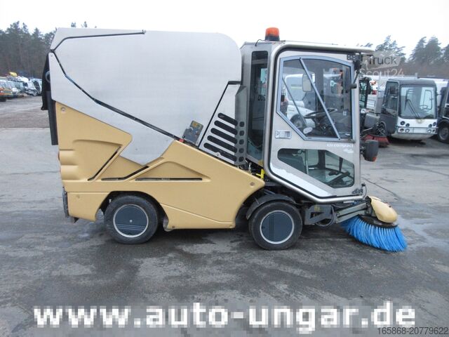 Road sweeper Tennant Applied 636 HS Green Machine 4x4 Kehrer