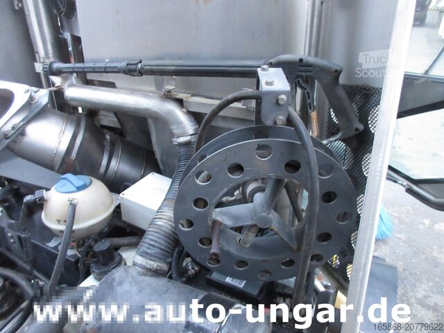 Road sweeper Tennant Applied 636 HS Green Machine 4x4 Kehrer