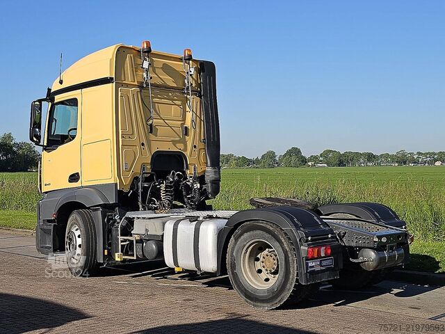 Standaard trekker MERCEDES-BENZ ACTROS 1843