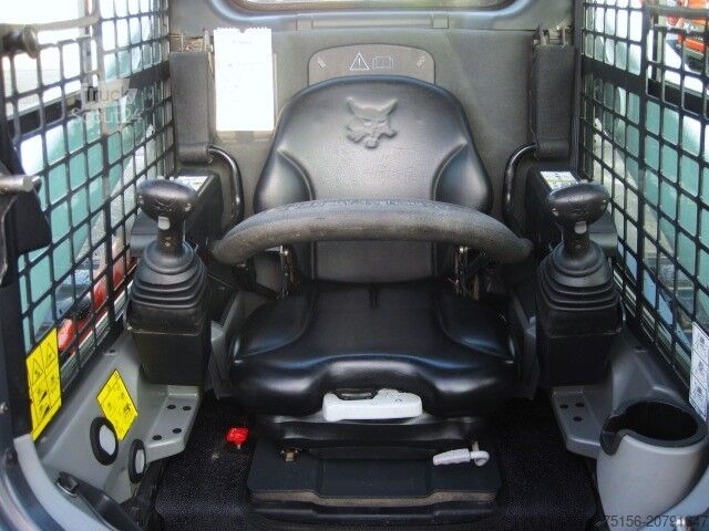 Gosenicni nakladalnik Bobcat T 770 * HIGH FLOW * KLIMA *