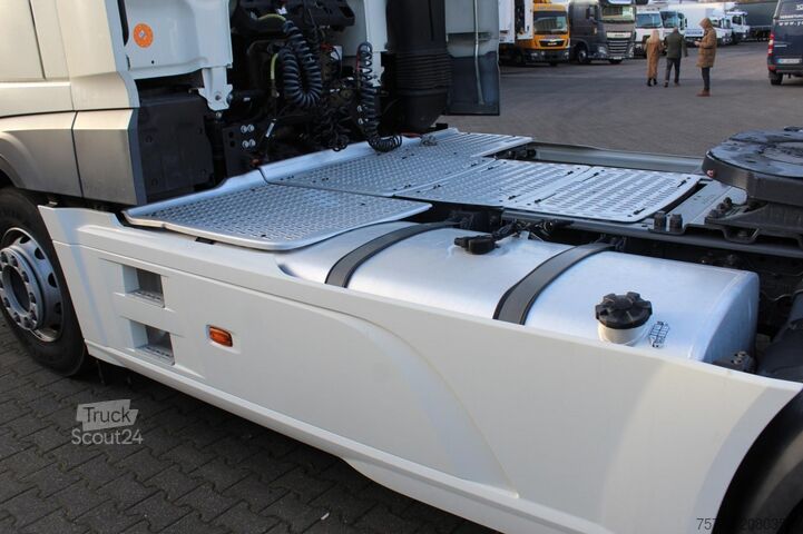 Štandardný ťahač Daf XF 480 SC Retarder ACC LDWS Standklima Kühlbox