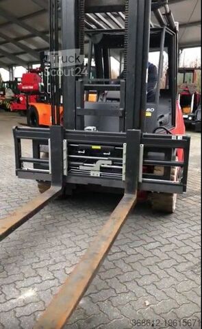 Позиционеры вил [div] 8t / 600 / 2200mm Zinkenverstellgerät Seitenschieber