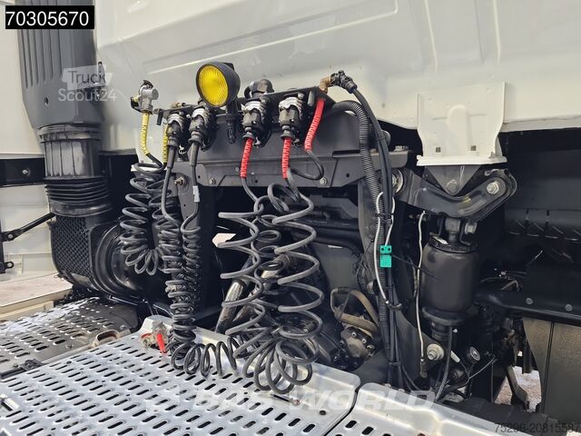 Standaard trekker Iveco S-Way 490 4X2 Retarder 2xTanks Navi