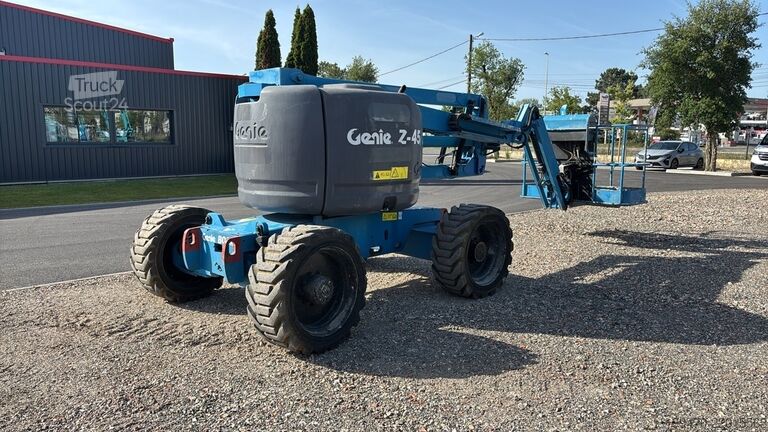 Plataforma de trabajo articulada Genie Z-45/25 J RT