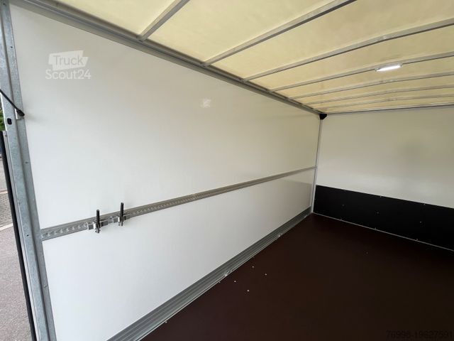Transporter mit Koffer RENAULT MASTER HUMBAUR KOFFER