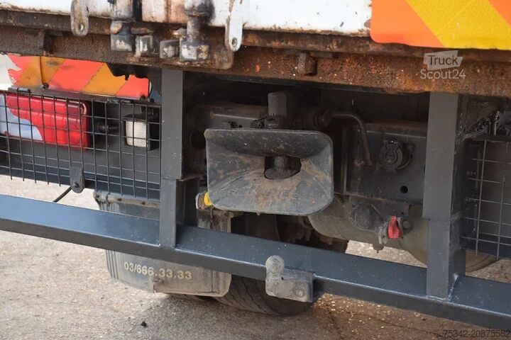 Tovornjak z žerjavom MAN TGM 18.240