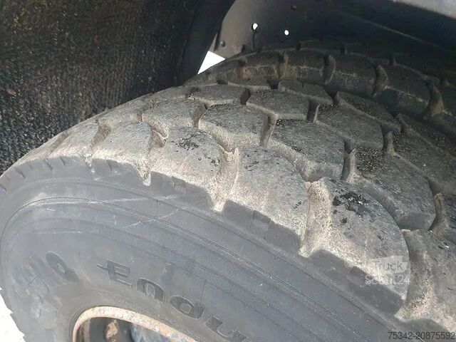 Crane truck Mercedes-Benz Atego 1928