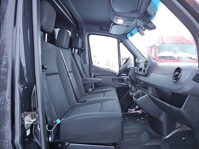 Suitcase MERCEDES-BENZ SPRINTER 316 Bakwagen Laadklep!