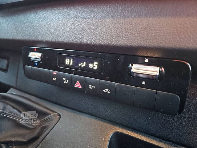 Suitcase MERCEDES-BENZ SPRINTER 316 Bakwagen Laadklep!