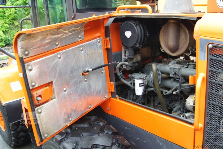 Nakladač DOOSAN DL250-3 /Reifen neu/Partikelfilter Stufe IIIB