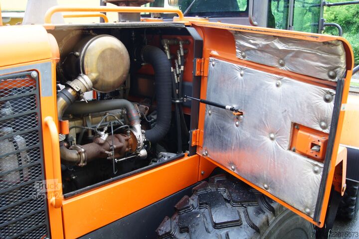 Nakladač DOOSAN DL250-3 /Reifen neu/Partikelfilter Stufe IIIB