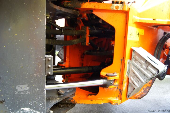 Nakladač DOOSAN DL250-3 /Reifen neu/Partikelfilter Stufe IIIB