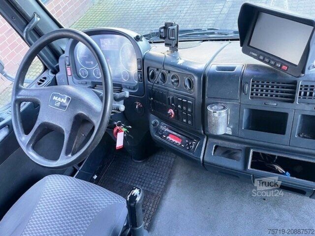 Autocisterna a vuoto MAN 26.360 6x4 TGA Saugwagen Kanal Müller 13cbm