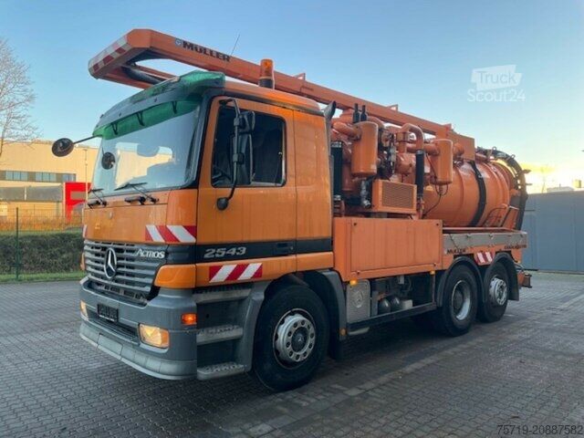 Autocisterna a vuoto Mercedes-Benz 2543 6x2 Actros Saug-Spülk./Edelstah/Müller