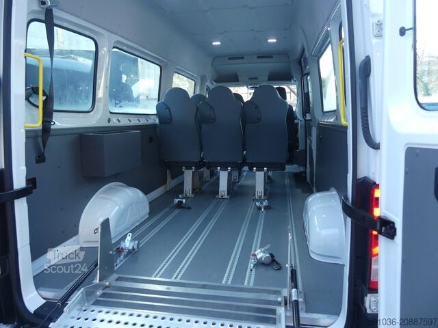 Minibus Volkswagen Crafter 35 Kombi 35 LR Maxi 8SITZER/RAMPE/KAM/TEMP