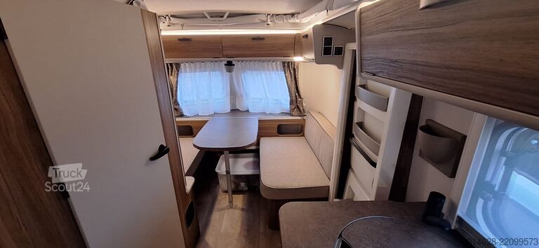 Asuntovaunu Hymer/Eriba ERIBA Touring 530