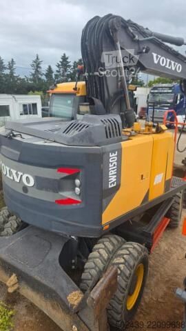 Escavatore gommato Volvo EWR150 E