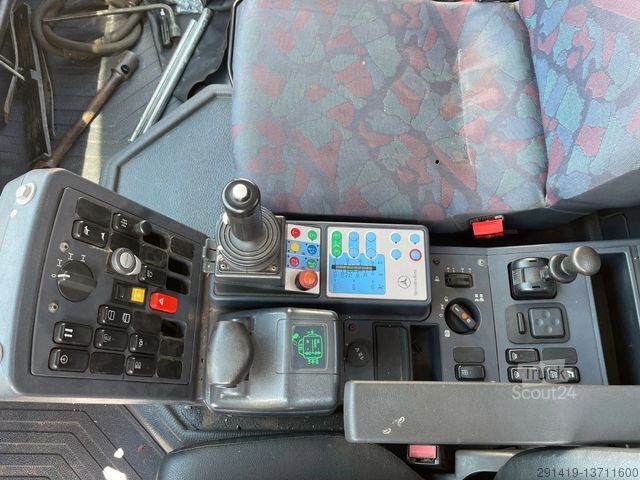 Kiepwagen MERCEDES-BENZ Unimog U 400 3-S Kipper Bj 2006