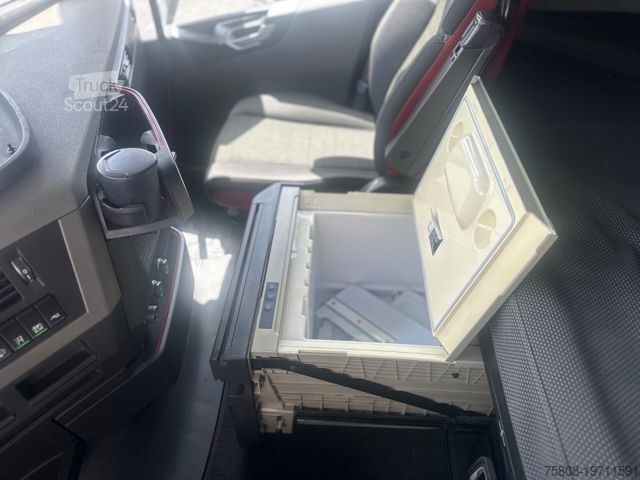 Standard SZM VOLVO FH500 I-ParkCool Hydarulik PTO