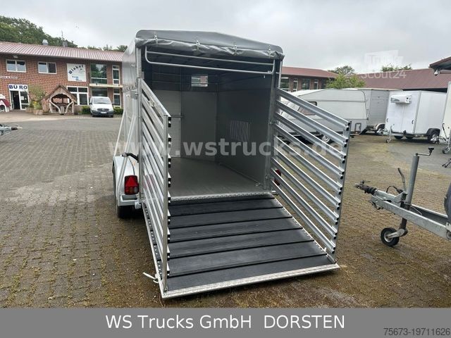 Remorcă pentru transport cai WST Edition 3000 2.000 kg Viehanhänger