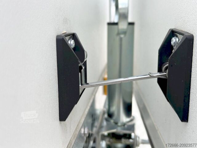 Kasa dorse Blyss F1330HD 305X146X180CM 1300KG KOFFERANHÄNGER