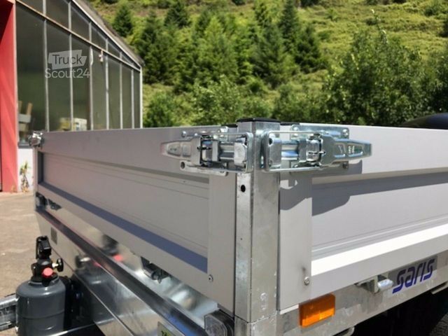 Τριπλής κατεύθυνσης ανατρεπόμενο ρυμουλκούμενο SARIS PK Compact Giant 30 - Heckkipper