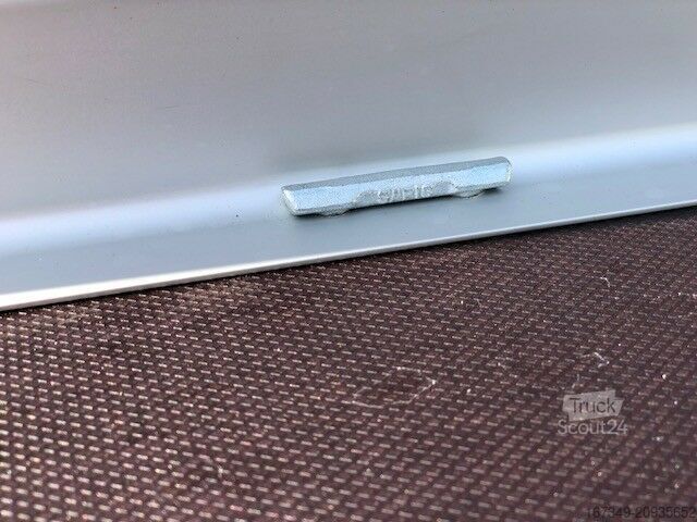 Remolque de automóvil SARIS McAlu Pro DV 135 - Die Saris Profi-Linie!