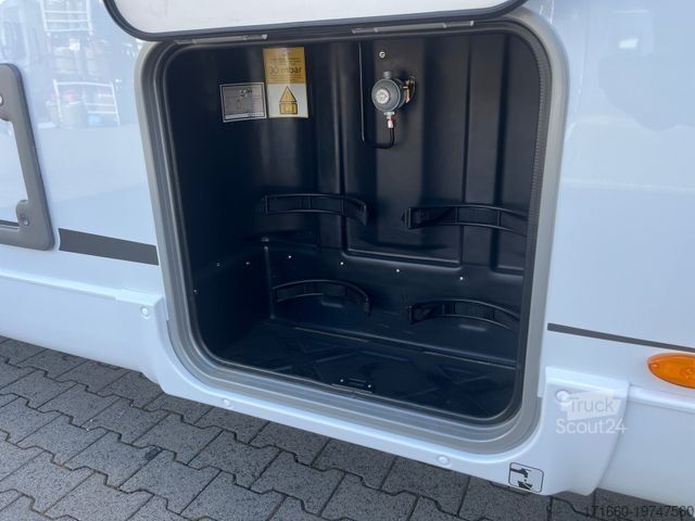 Ημιενσωματωμένο αυτοκινούμενο τροχόσπιτο BÜRSTNER Lyseo TD 736 *Automatik*180PS*LED*